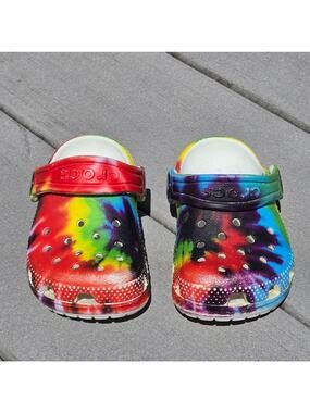 CROCS Kids Tie-Dye Clogs Size 5